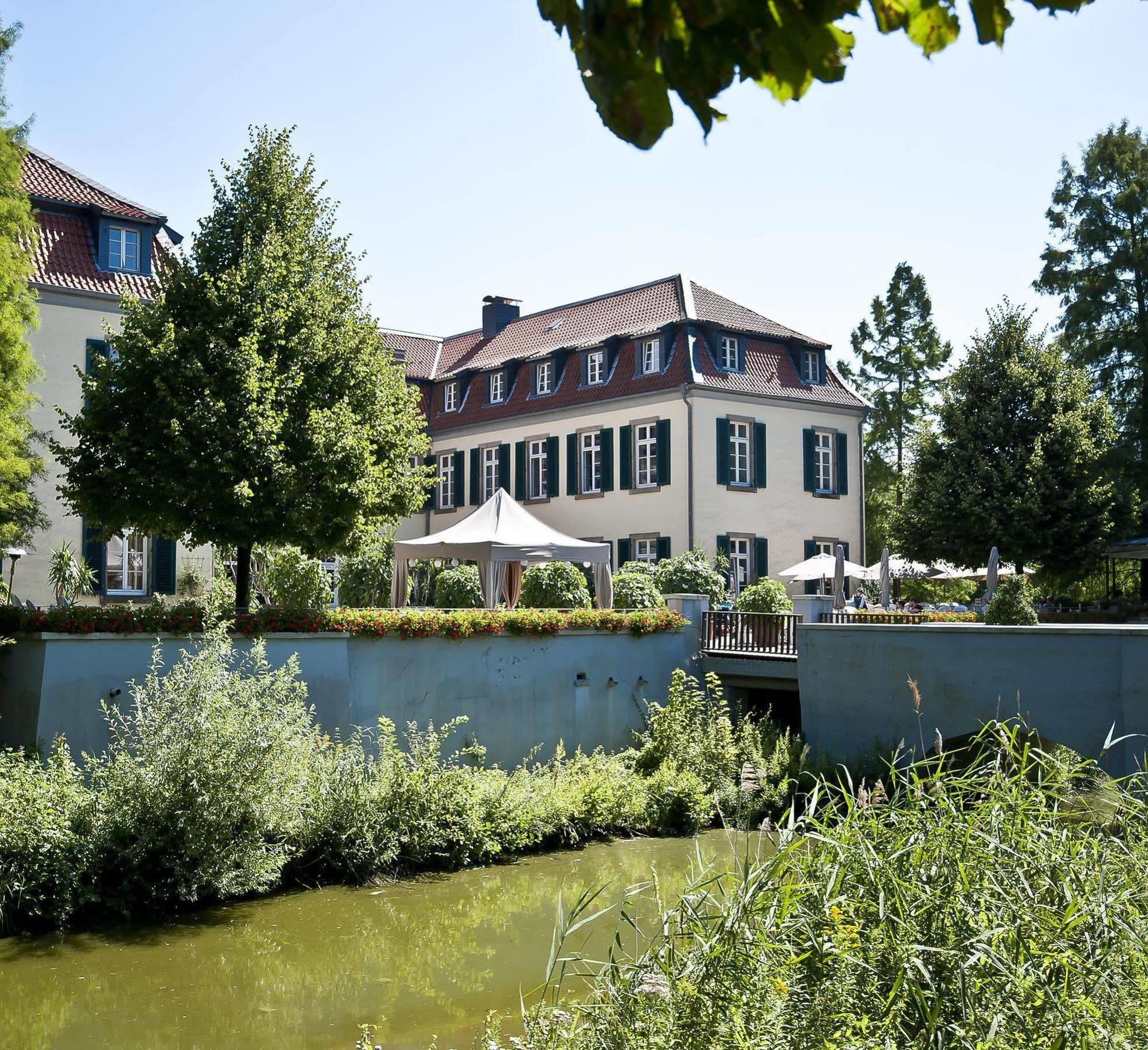 Schloss Berge เกลเซนเคียร์เคน ภายนอก รูปภาพ